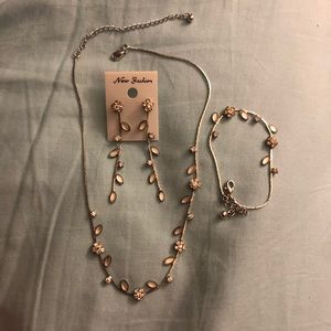 Cute jewelry set